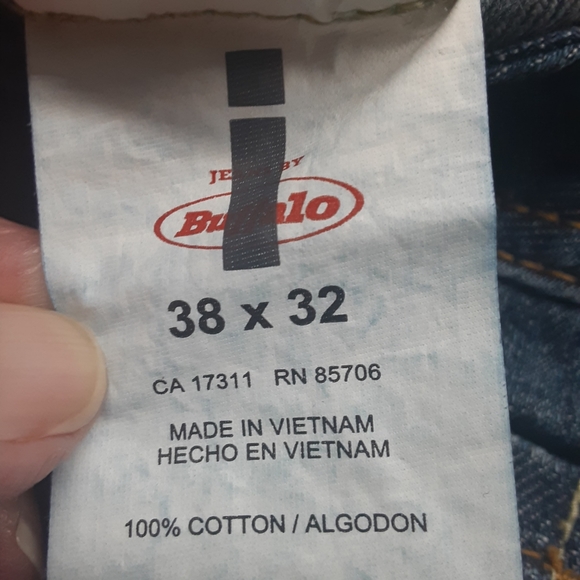 I Jeans by Buffalo sz38/32 Straight Distressed Medium Wash - Picture 8 of 9